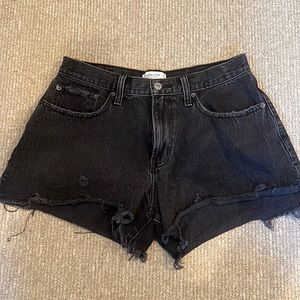 Abercrombie “the Boyfriend Short” mid rise - curve love